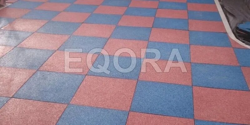 Резиновое покрытие из крошки для автосервисов в Купино